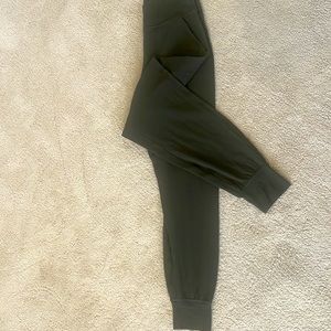 Lululemon high rise jogger